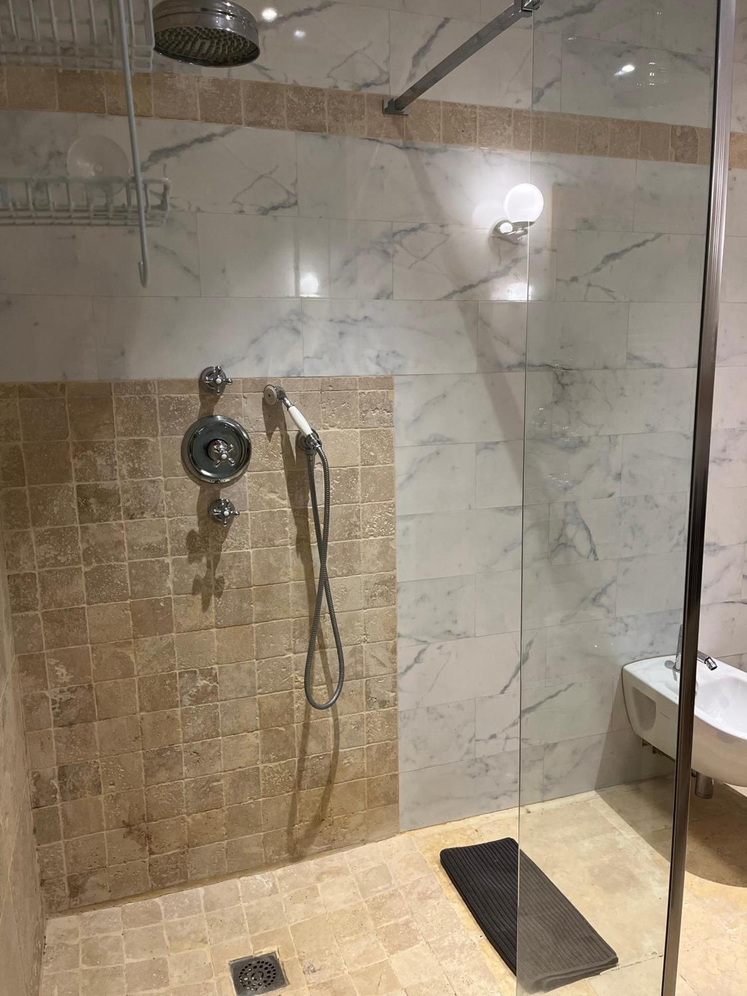 Bed and Breakfast Grand Tamaris Hosting Arlés Exterior foto